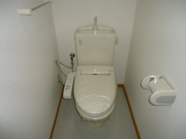 トイレ　ウォシュレット