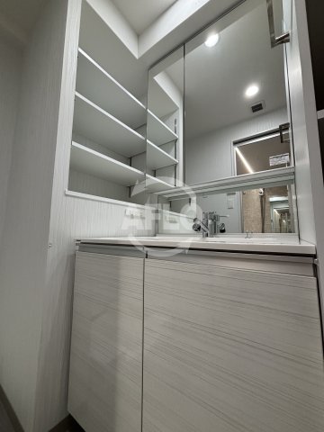 洗面設備　Alivis野田阪神　独立洗面台