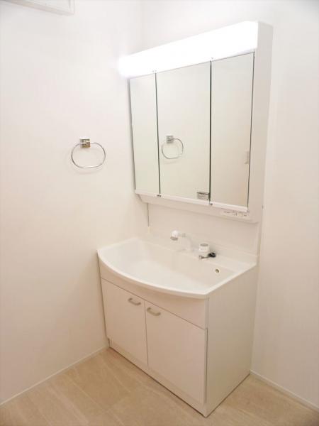 洗面設備　洗面所