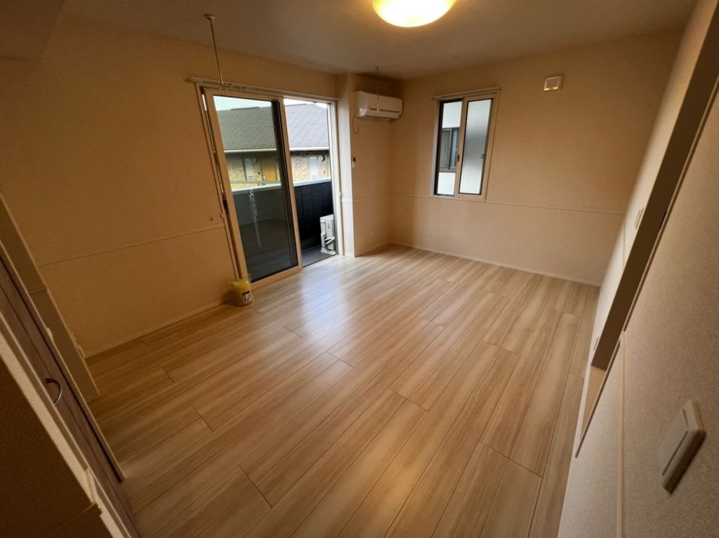 居室・リビング　同施工会社参考写真