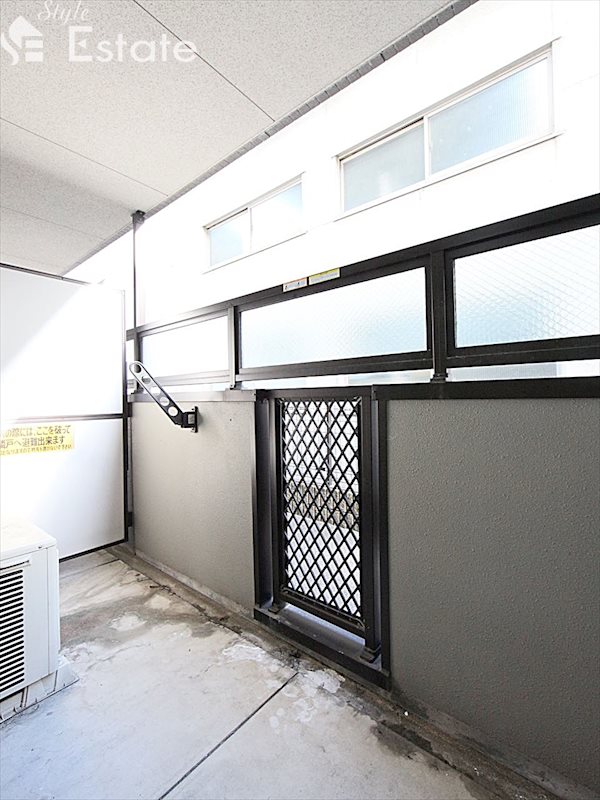 バルコニー　バルコニー