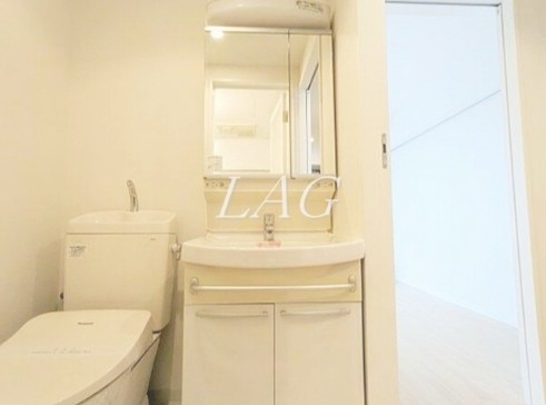 洗面設備　洗面台です。