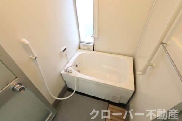 バス・シャワールーム　ビレッジハウスの同一物件・同一タイプの間取りの写真です