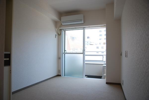 居室・リビング　日当り良好です！