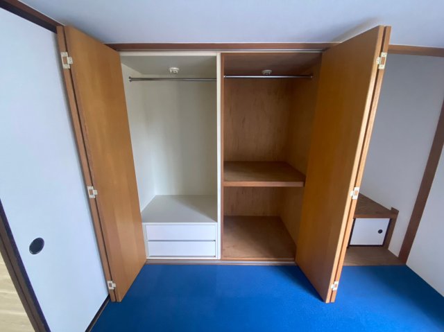 収納　ラ・クール泉