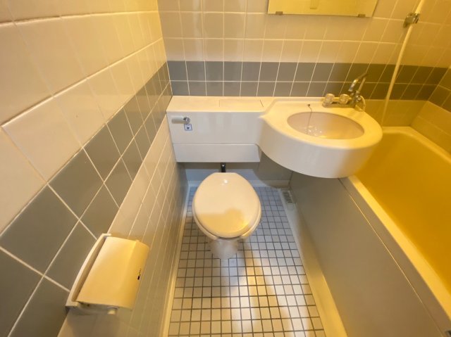 トイレ　ラ・クール泉