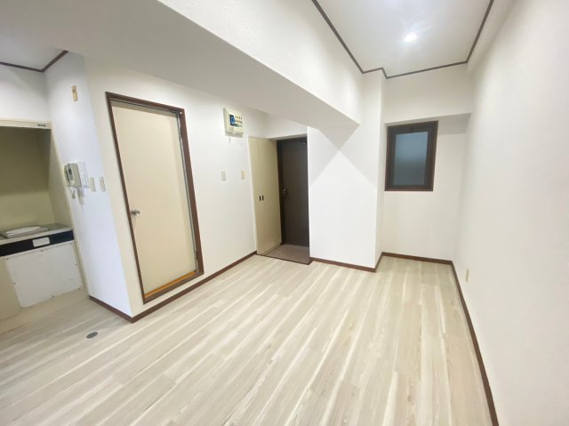 居室・リビング　ラ・クール泉