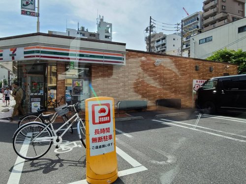 コンビニ　セブン－イレブン名古屋泉２丁目店（コンビニ）まで119m