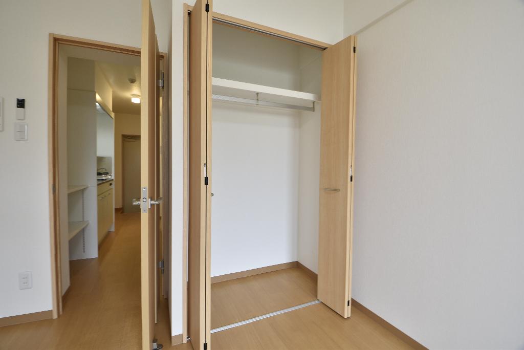 収納　クローゼット