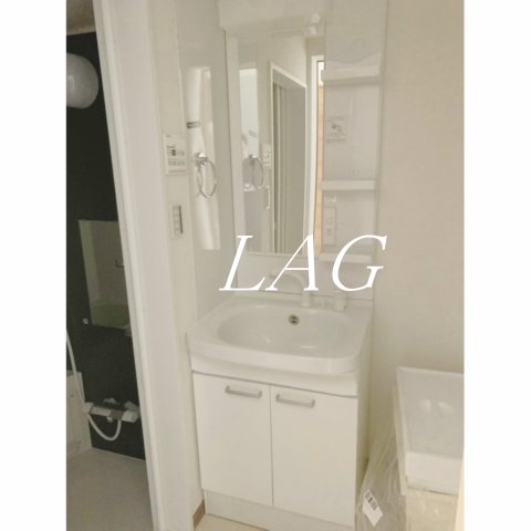 洗面設備　洗面台です。