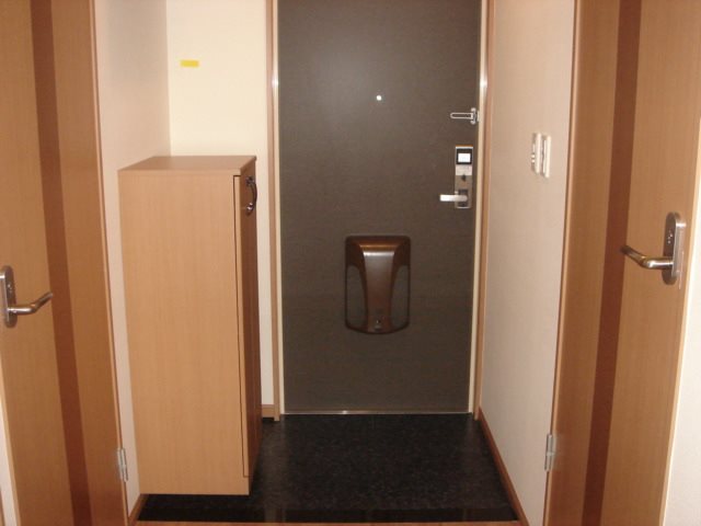 玄関　シューズボックス