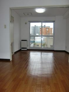 居室・リビング　◆希少な都市ガス物件につき光熱費がお得！◆水道も月々固定！