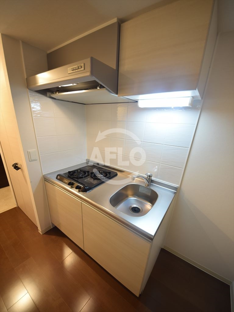 キッチン　プライムアーバン御堂筋本町　２口ガスシステムキッチン