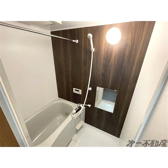 バス・シャワールーム　バス