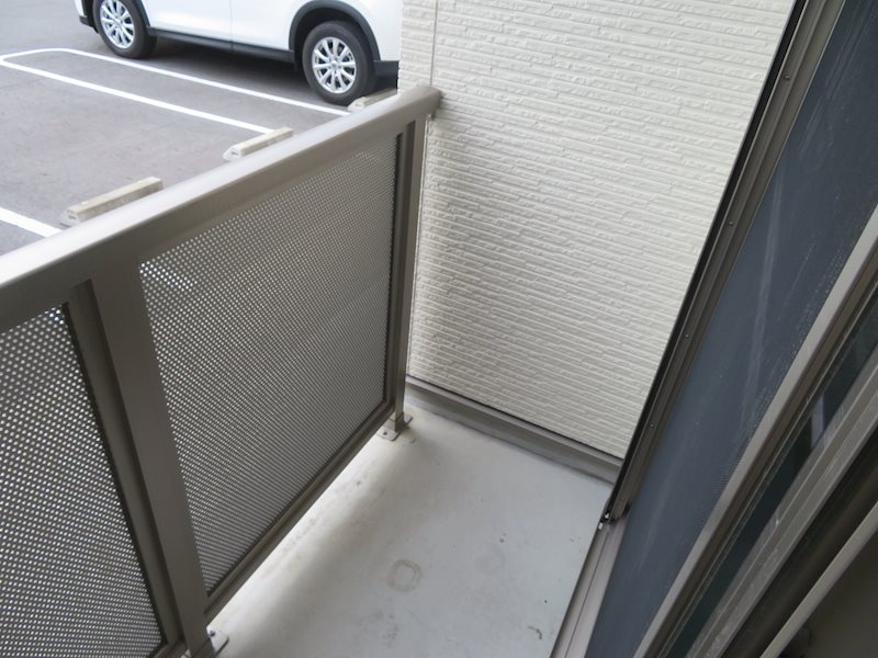 バルコニー　同物件別部屋