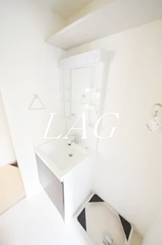 洗面設備　洗面台です。