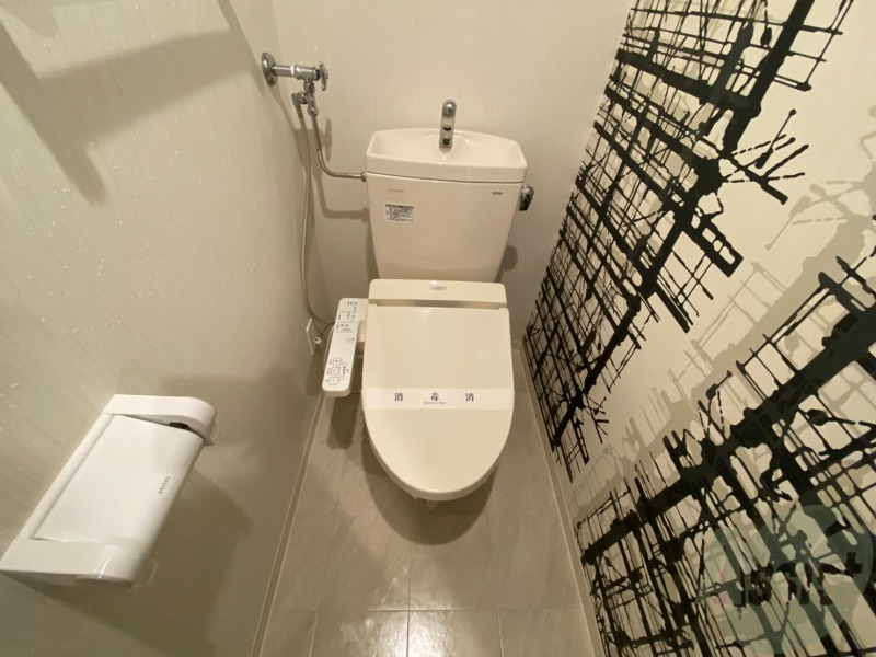 トイレ　トイレです。ウォシュレット付を探している方、おすすめです。