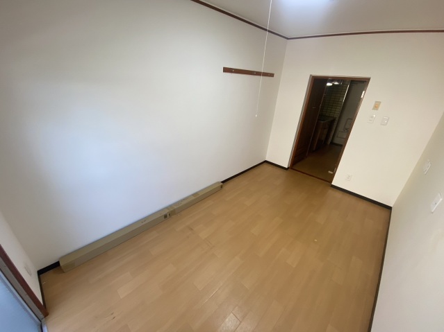 居室・リビング　別号室の写真です