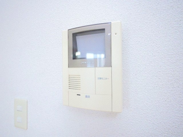 セキュリティ　モニター付きインターホンです♪