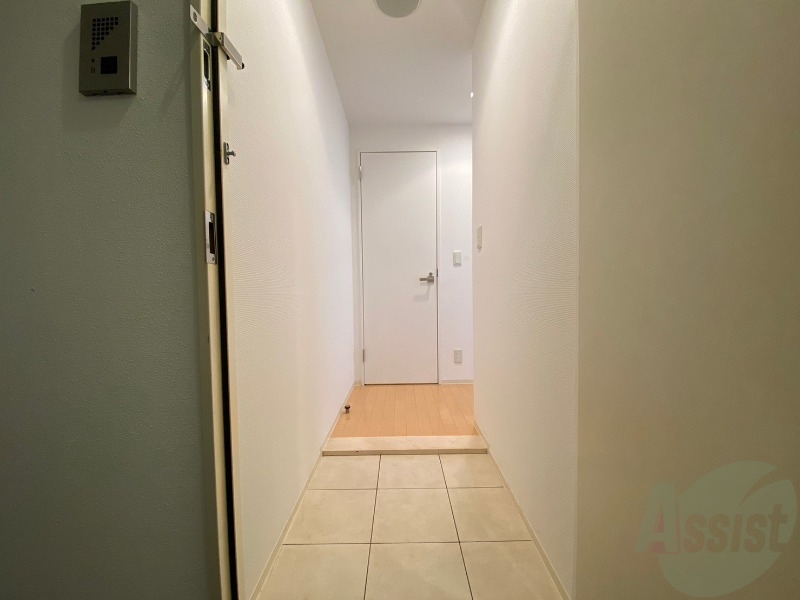 玄関　玄関です。白を基調としていて清潔感があります！