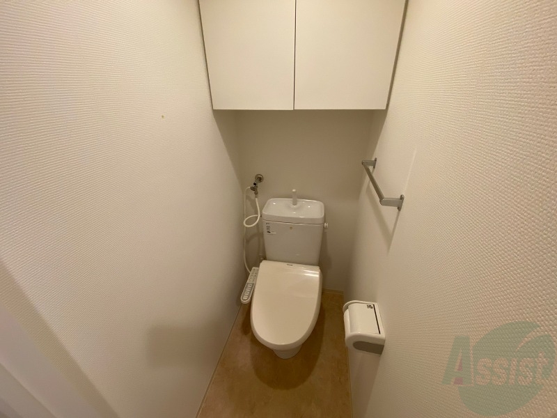 トイレ　ウォシュレット機能がついたトイレ。安心して使用できますね。