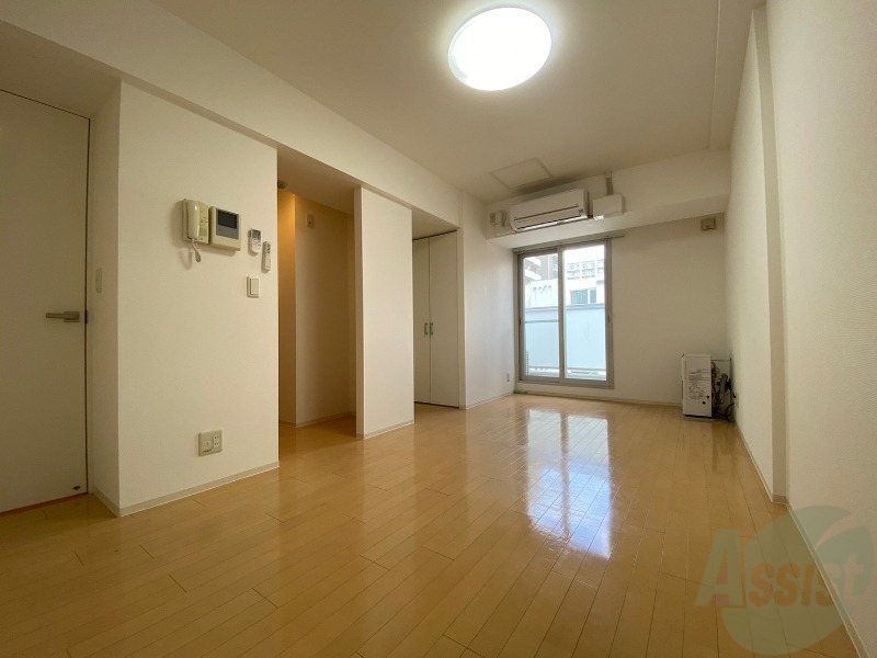 居室・リビング　広くてキレイなお部屋が広がっていて、充実した生活が送れそう。