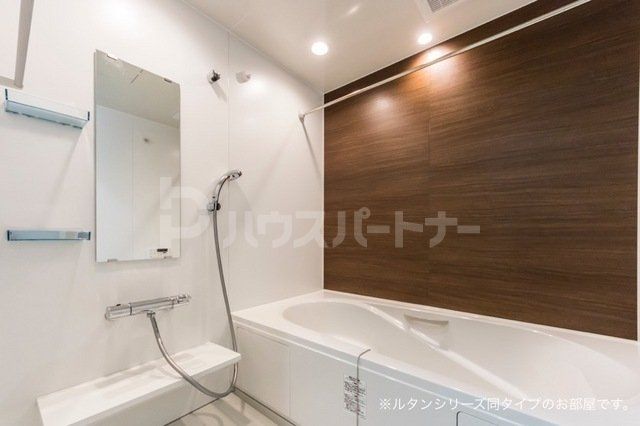 バス・シャワールーム　※同施工会社同モデル写真※