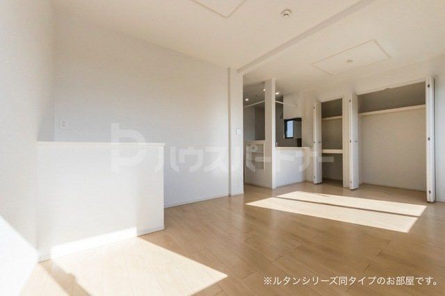 居室・リビング　※同施工会社同モデル写真※