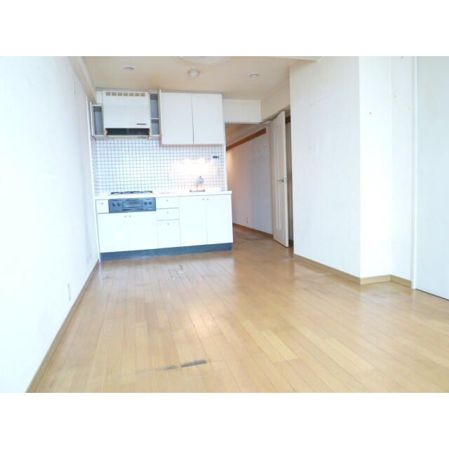 居室・リビング　同タイプ部屋　参考写真です