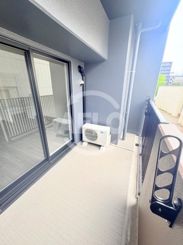 バルコニー　コンフォリア新梅田　バルコニー