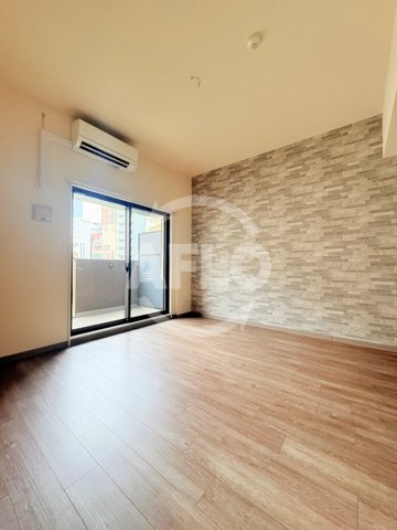 居室・リビング　コンフォリア新梅田　洋室