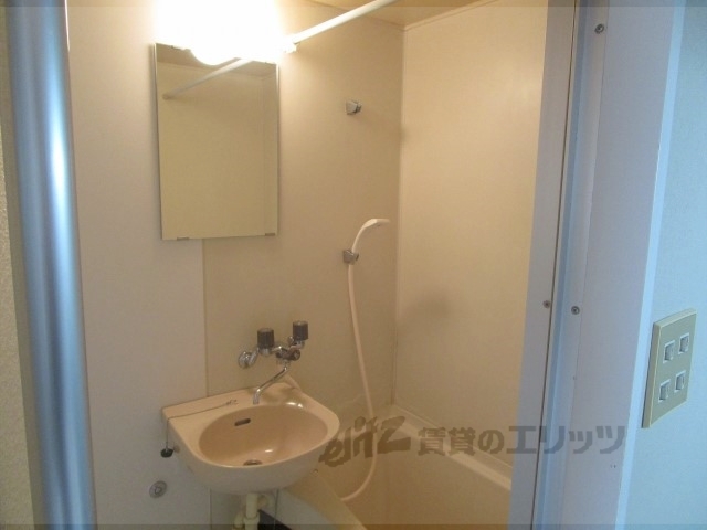 バス・シャワールーム　バス