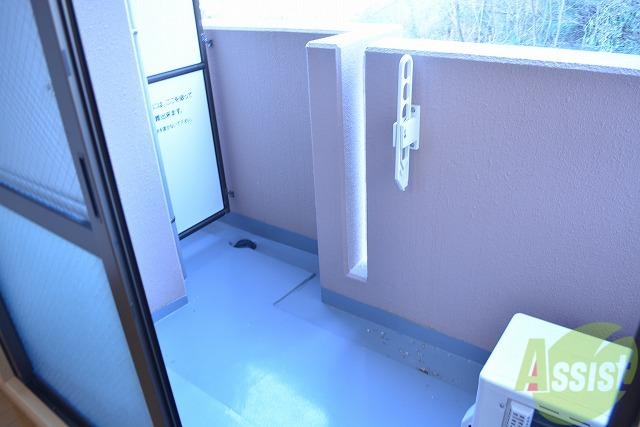 バルコニー　ゆったりとしたバルコニー