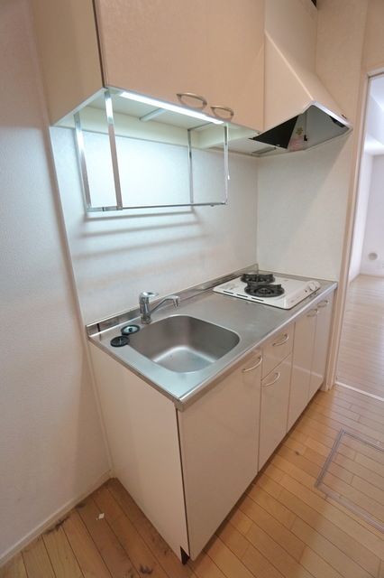 キッチン　※別部屋参考写真です