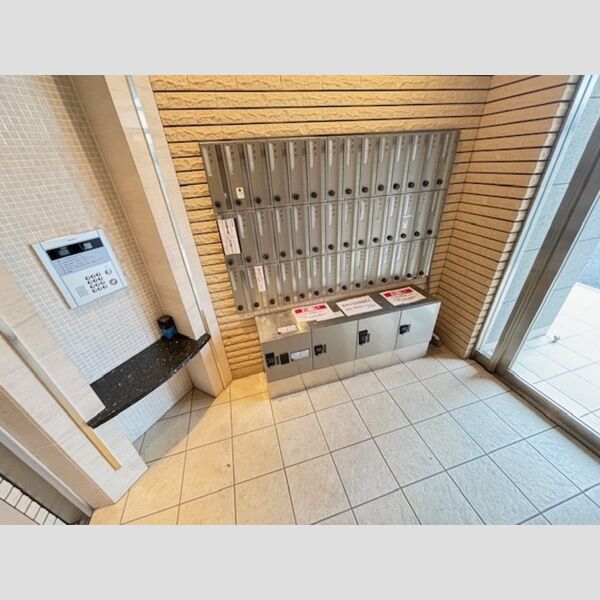 エントランス　ロビー