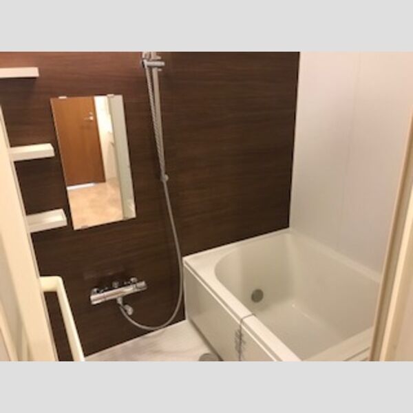 居室・リビング　浴室