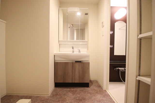 洗面設備　※別室の参考写真の為、現況優先です。