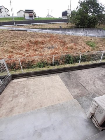 バルコニー　庭