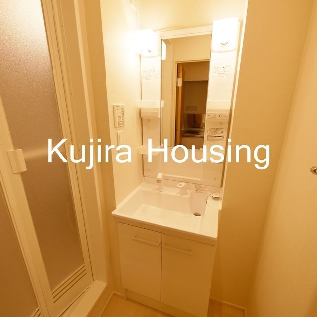 洗面設備　★身支度に嬉しい独立洗面化粧台完備★