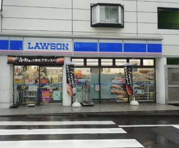 コンビニ　ローソン笹塚駅前店（コンビニ）まで404m