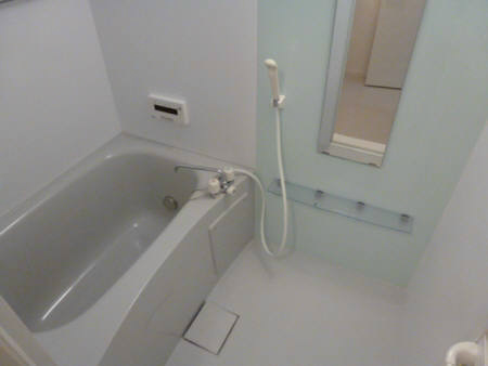 バス・シャワールーム　追い焚き機能付き