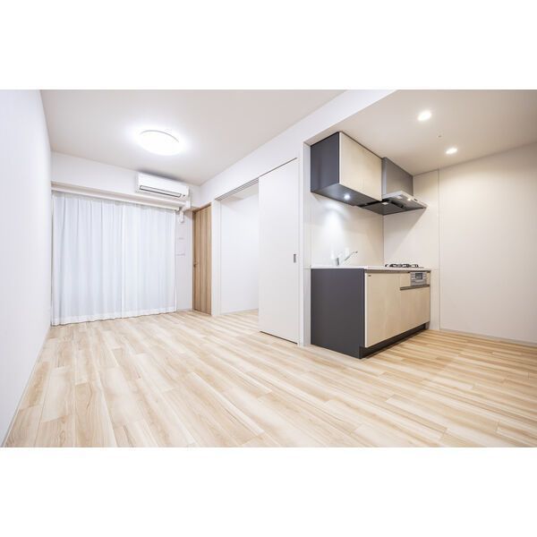 その他設備　奇数階・偶数階で色味が異なりますが、現状奇数階のカラータイプ