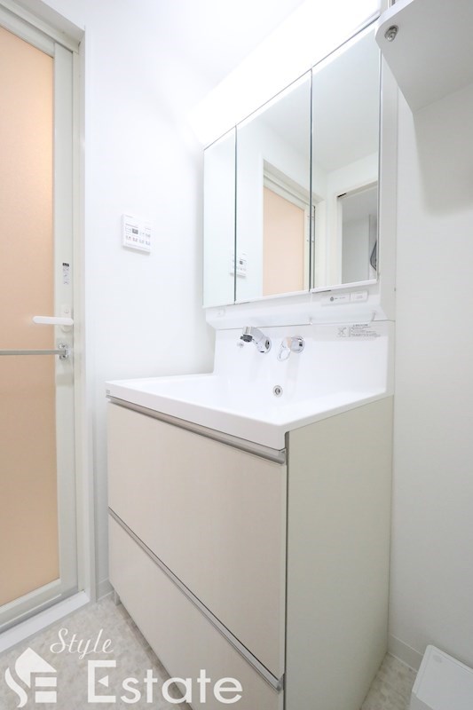 洗面設備　独立洗面台