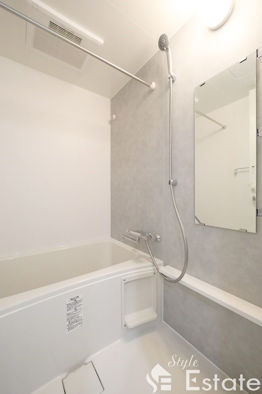 バス・シャワールーム　バスルーム・浴室乾燥機付き