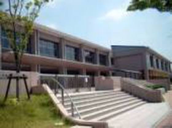 小学校　広島市立伴南小学校（小学校）まで885m