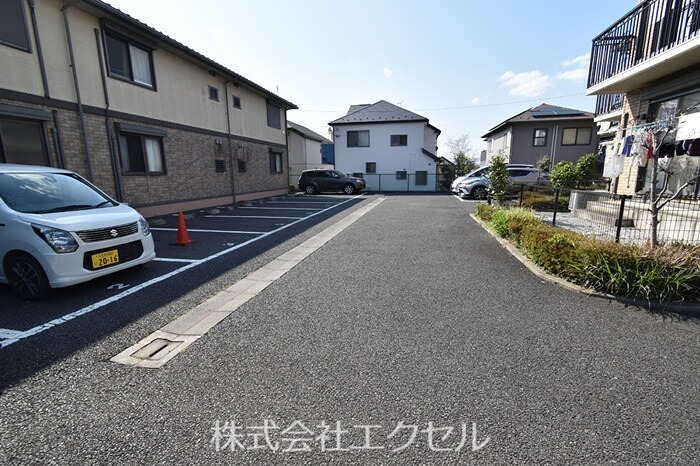 駐車場　敷地内駐車場
