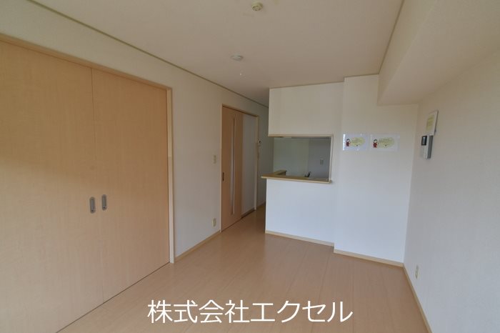 居室・リビング　南面向きの室内です。