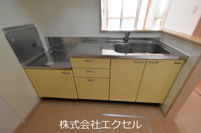 キッチン　人気のカウンターキッチンです。