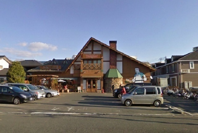 飲食店　ピーターパン石窯パン工房店（飲食店）まで220m