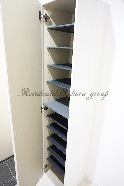 玄関　大容量のシューズボックス♪